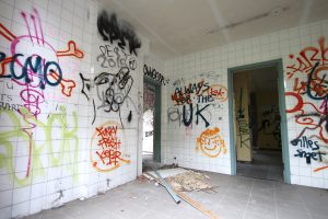 Grafitis / Intrieur de maison abandonne (Doal - Belgique)
